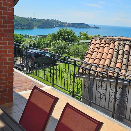 Sea View Apartment Renzzo 斯楚雅 外观 照片